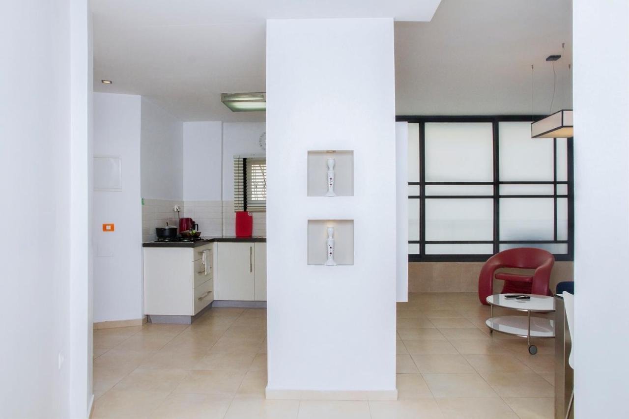Isramax Tchernikhovski Apartment Bat Yam Exterior foto
